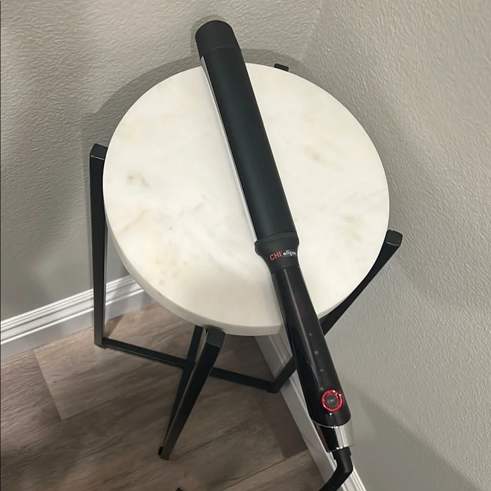Black Hair Styling Wand Never used